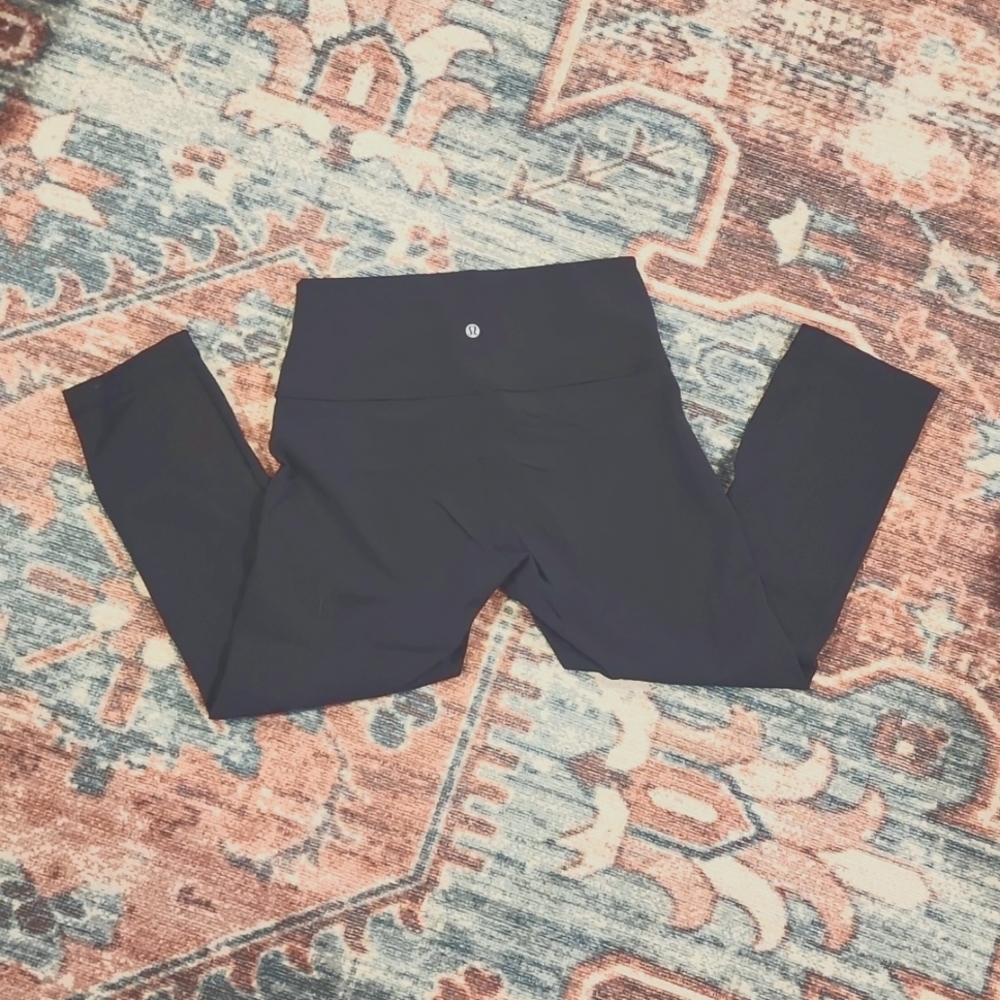Lululemon Crop leggings size 8